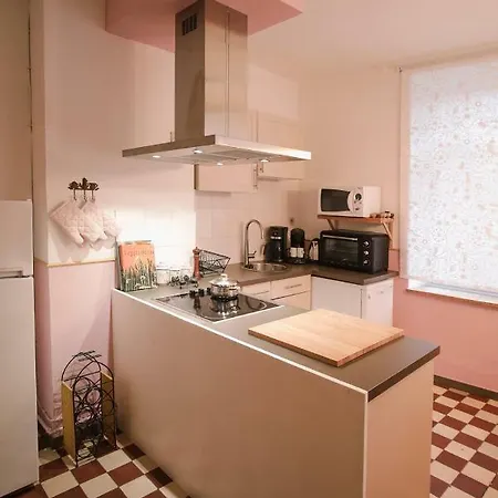 La Maison Du Gedeon بيت للعطل